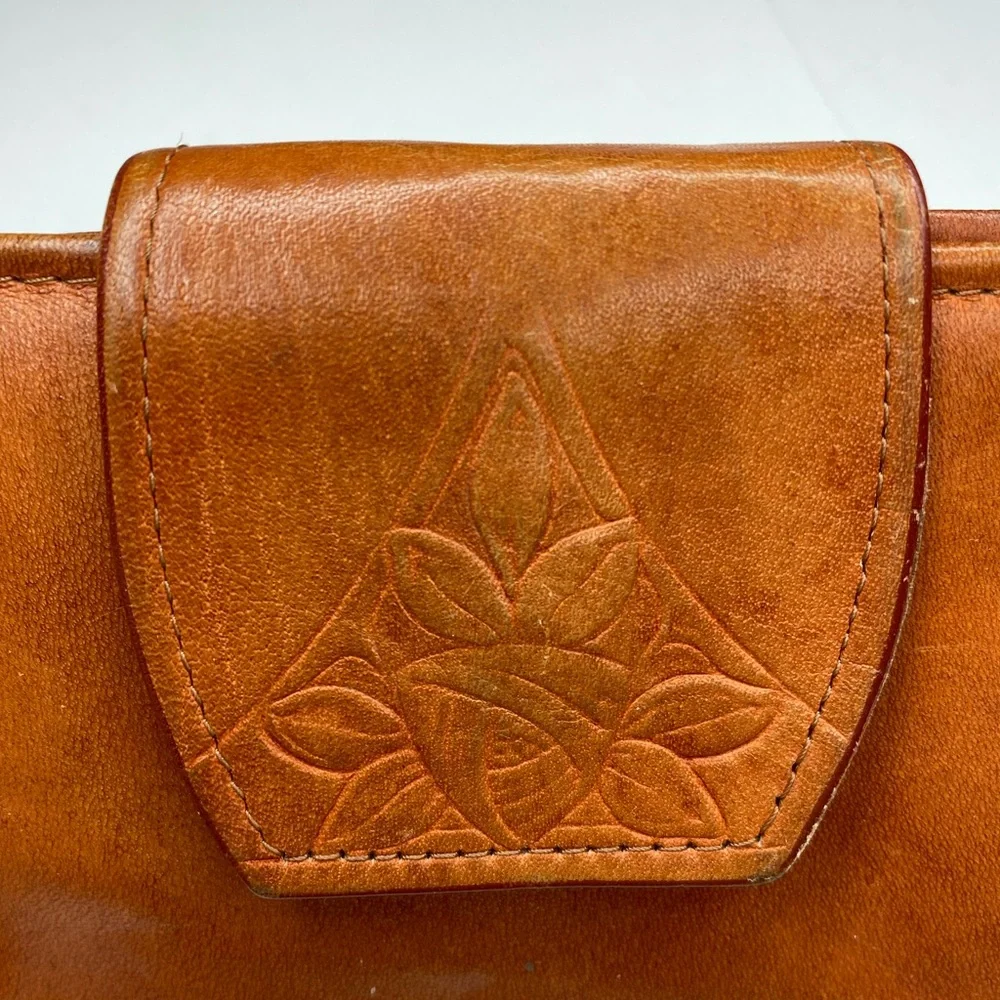 Vintage Rolfs Soft Brown Leather Embossed Tooled Wallet wKiss lock Coin Purse